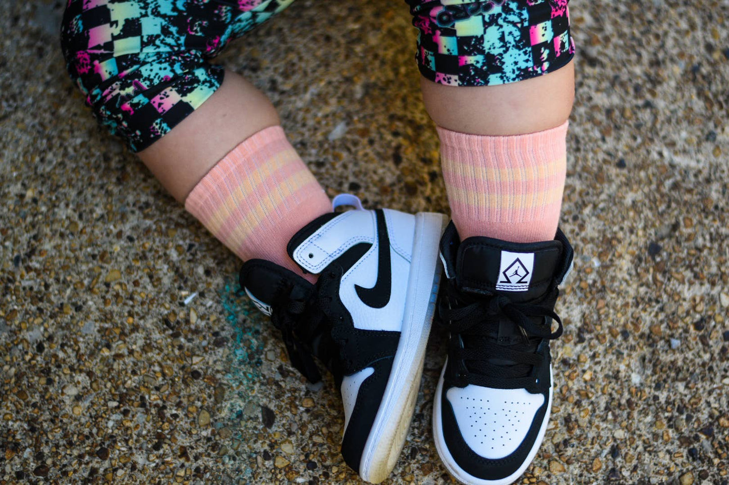 Retro Socks | Salmon