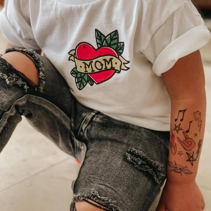 Mom Heart Tee
