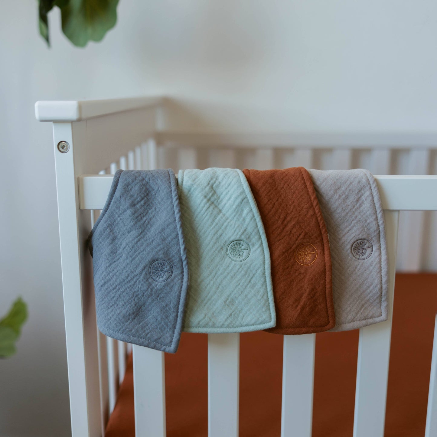 Pebble Muslin Bandana Bibs Set (4 pack)