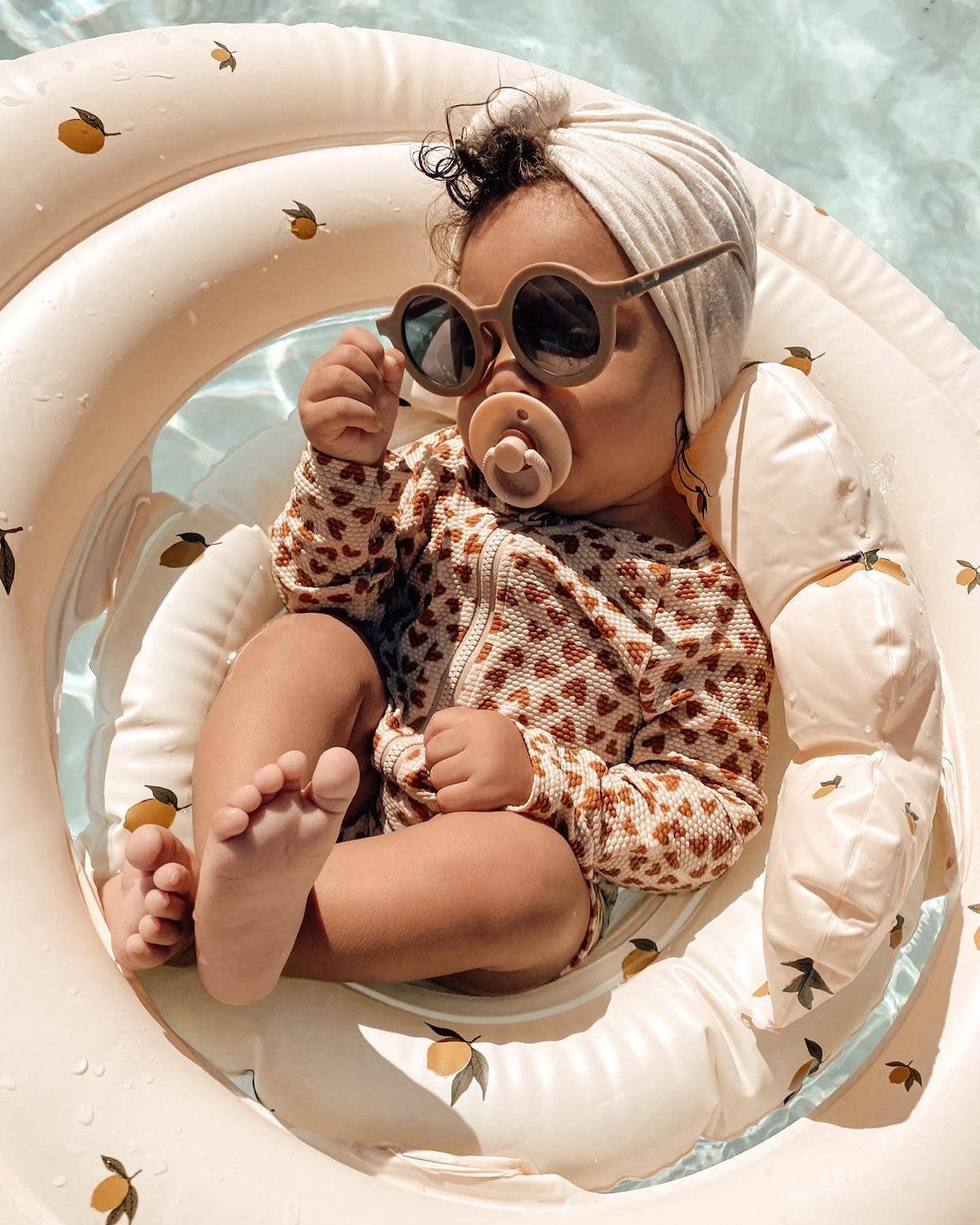 Itzy Soother™ Natural Rubber Glow in the Dark