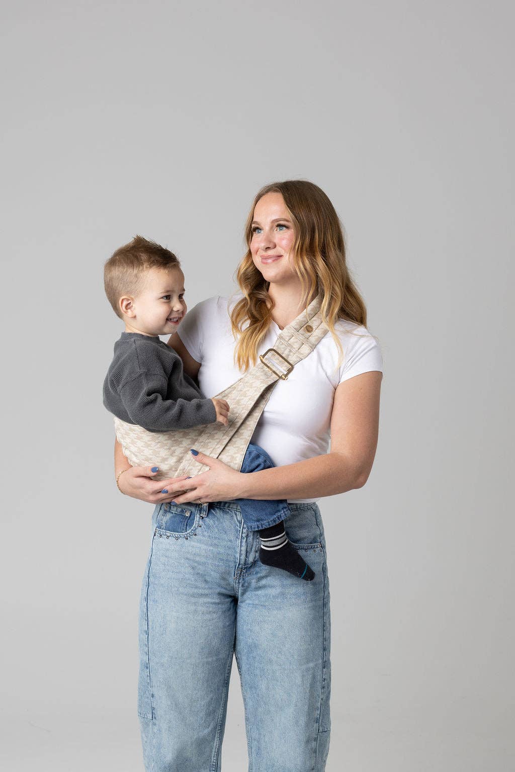 MABE Toddler Sling - Houndstooth